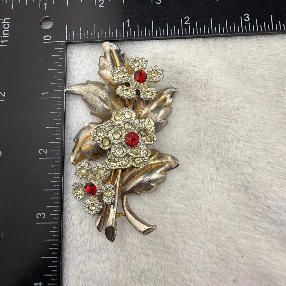 Vintage Pot Metal Brooch Flower Red Rhinestone Spray